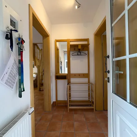 Haus Strandgut In Hooksiel Schillig