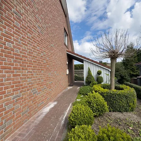 Haus Strandgut In Hooksiel *