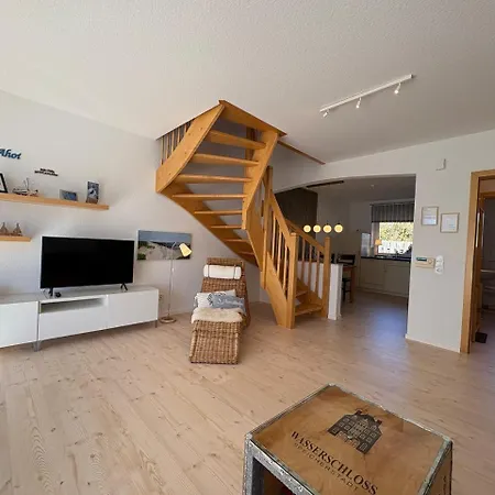 Haus Strandgut In Hooksiel Schillig