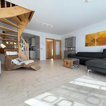 Haus Strandgut In Hooksiel Шиллиг